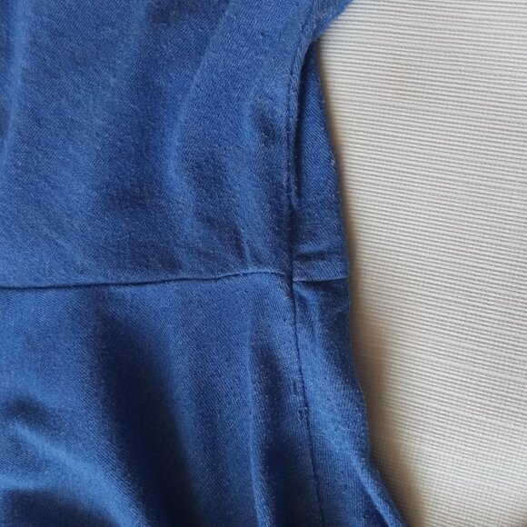 Dairy Queen Graphic Print Crew Neck Sweatshirt and 2 T-Shirts Bundle Size Medium - Picture 11 of 12